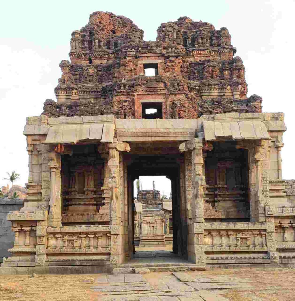 Front view of the second entrance tower of Achyutaraya Temple