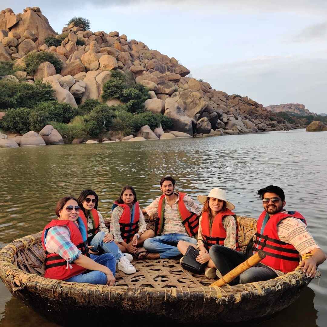 Coracle ride from Chakratirtha to Anjanadri Hill