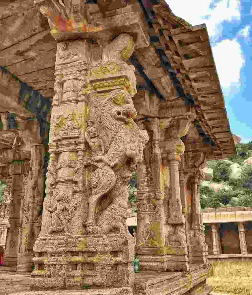 Gorgeous oversized carved sculptures at Achyutaraya Temple