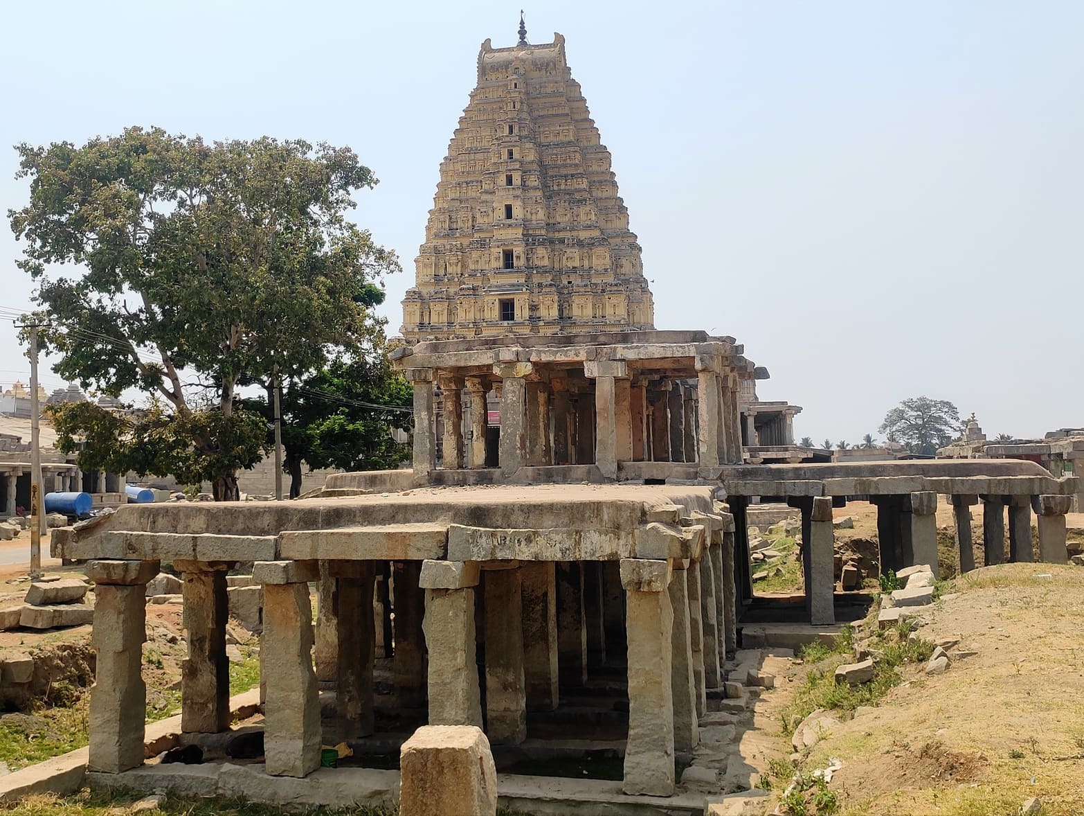 In Hampi Bazaar, double-storied pavilions with ruins near the Virupaksha Temple