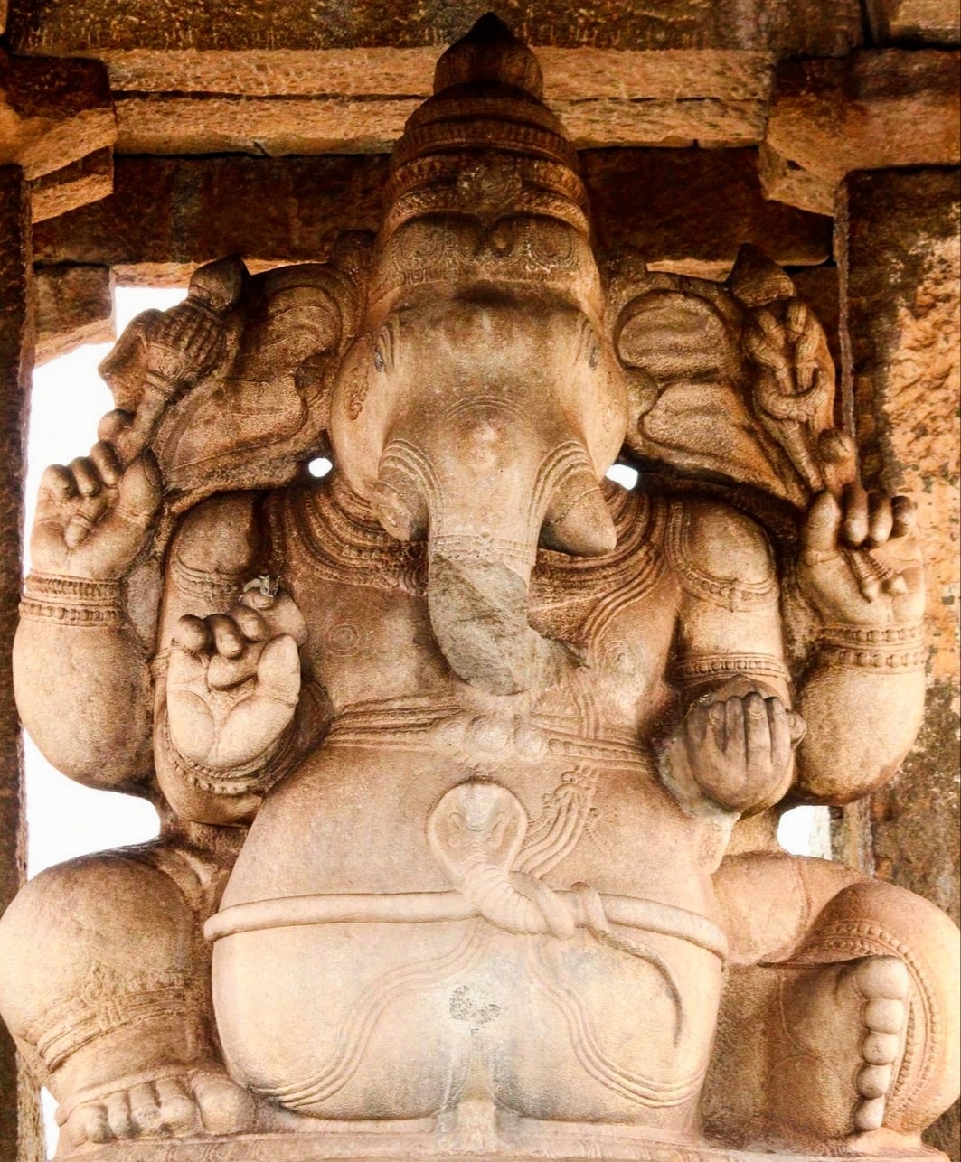 Monolithic Statue of Sasivekalu Ganesha