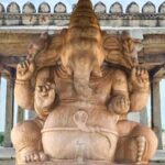 Sasivekalu Ganesha idol inside the Sasivekalu Ganesha temple (Hampi)