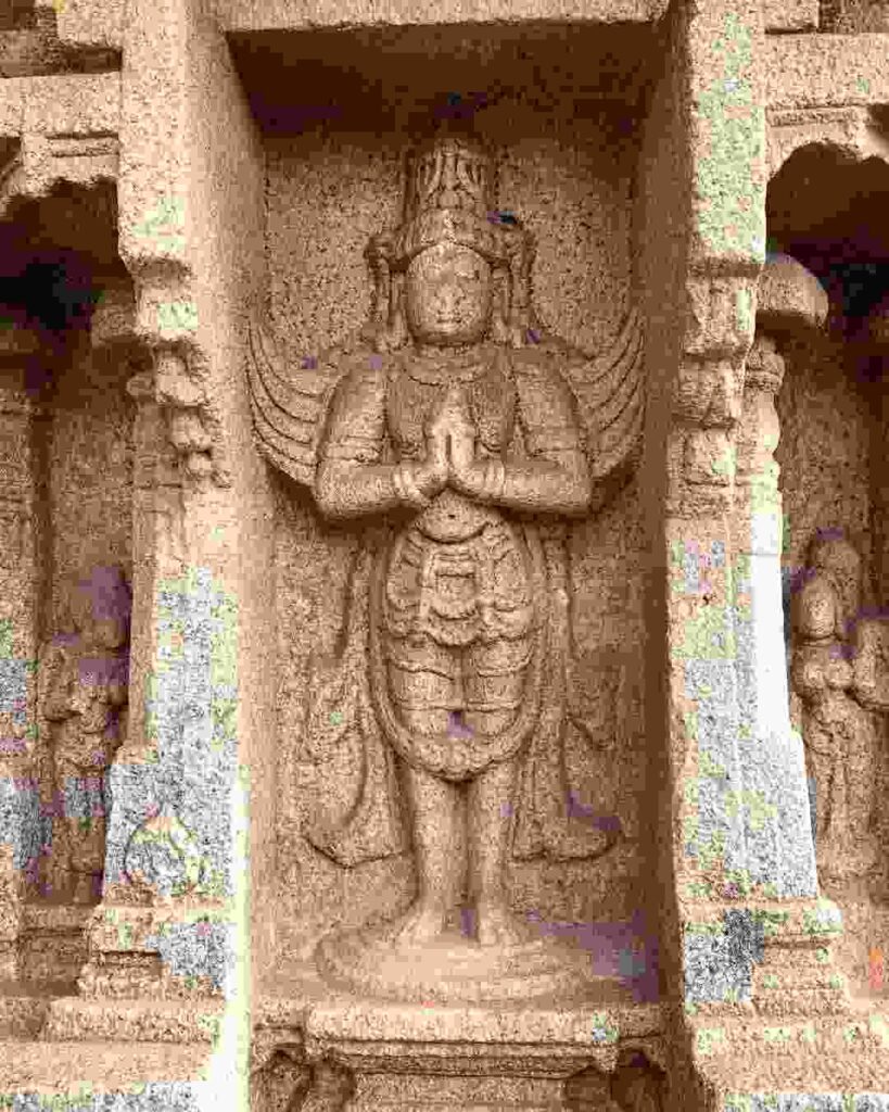 Sculpture of Garuda at Achyutaraya Temple