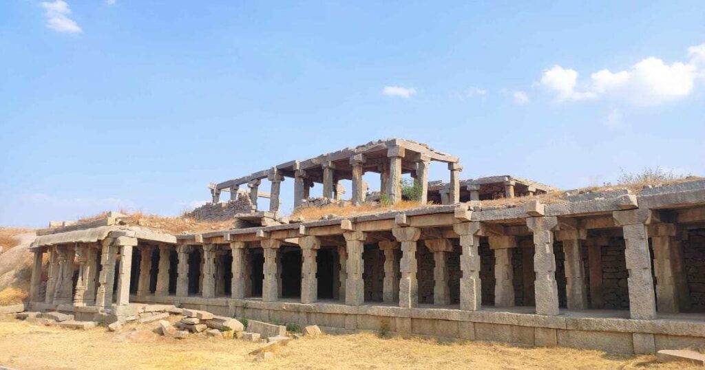 Single and double-storey mandapas near Vittala Temple