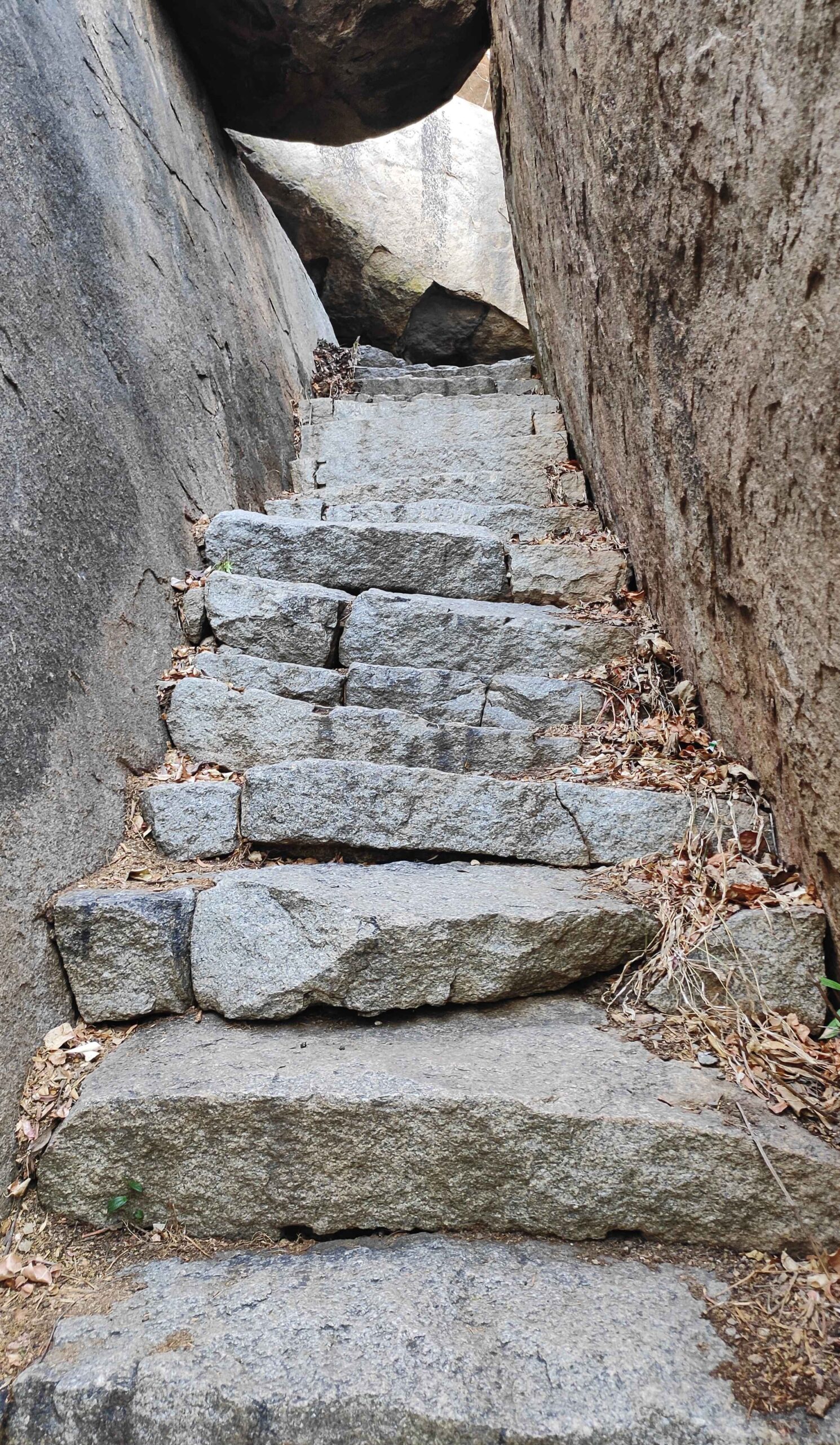 These stone steps lead from Achyutaraya Temple to the top of Matanga Hill