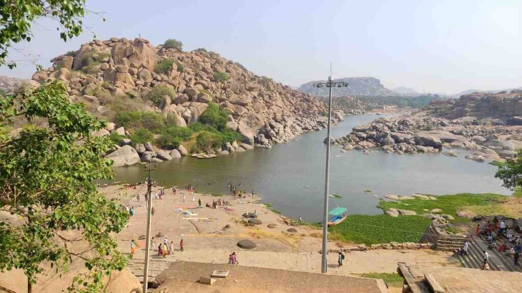 View of Chakratirtha from Yantrodharaka Hanuman Temple